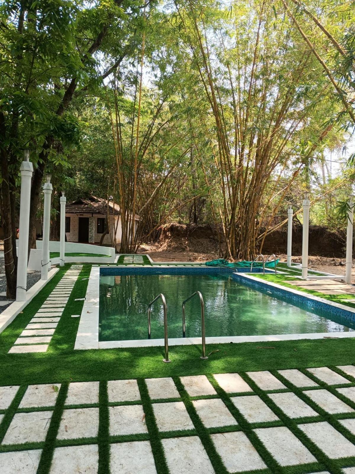 Surya Eco And Wedding Resort Thrissur Exterior foto